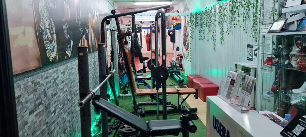 Gimnasio en usera, gimnasio usera, boxeo en usera, muay Thai en usera, kickboxing en usera, K1 en usera, jiu-jitsu brasileño en usera, artes marciales mixtas en usera, bjj en usera, grappling en usera, mma en usera, artes marciales en Usera, deporte de contacto en usera, escuela de artes marciales en Madrid, la mejor escuela de boxeo en Madrid, la mejor escuela de muay thai en Madrid, boxeo en arganzuela, muay Thai en arganzuela, kickboxing en arganzuela, K1 en arganzuela, jiu-jitsu brasileño en arganzuela, bjj en arganzuela, artes marciales mixtas en arganzuela, MMA en arganzuela, boxeo en carabanchel, muay Thai en carabanchel, kickboxing en carabanchel, K1 en carabanchel, jiu-jitsu brasileño en carabanchel, bjj en carabanchel, artes marciales mixtas en carabanchel, MMA en carabanchel, boxeo en villaverde, muay Thai en villaverde, kickboxing en villaverde, K1 en villaverde, jiu-jitsu brasileño en villaverde, bjj en villaverde, artes marciales mixtas en villaverde, mma en villaverde,